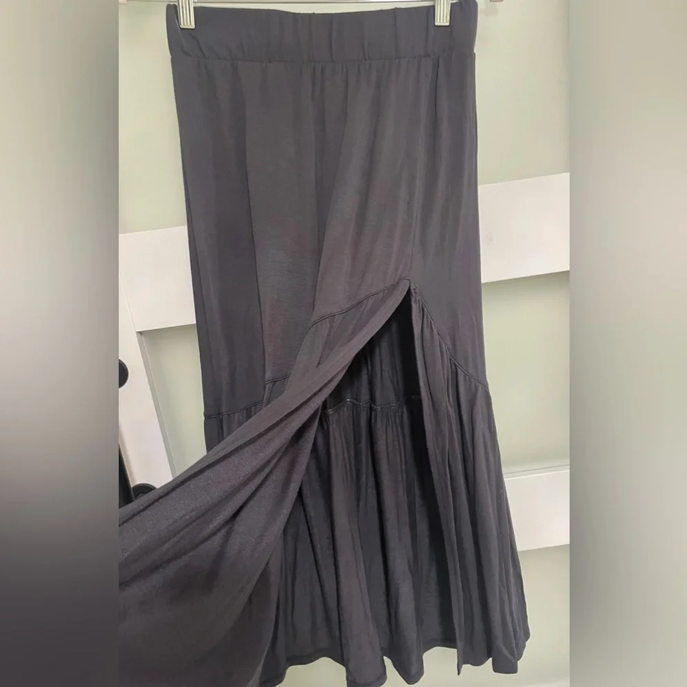 Z Supply Calissa Midi Skirt | Dark Gray | XS